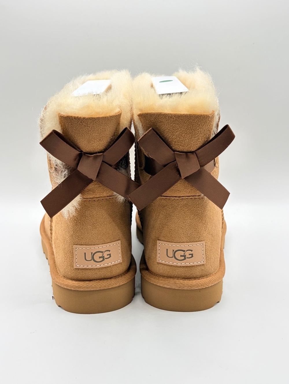 UGG Mini Bailey Bow II boots Size 7 Womens New